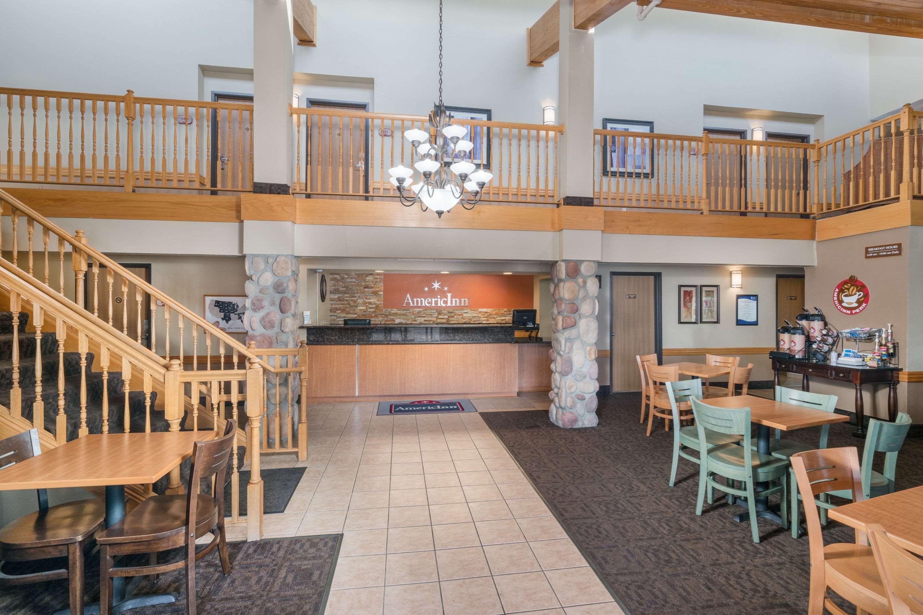 Americinn By Wyndham Bismarck Ngoại thất bức ảnh