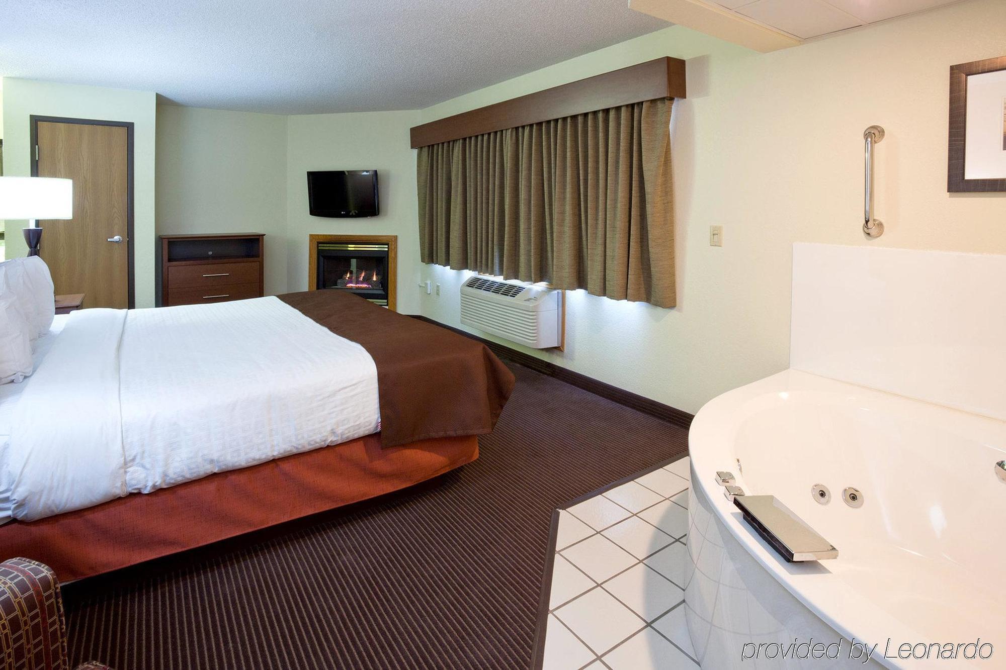 Americinn By Wyndham Bismarck Ngoại thất bức ảnh