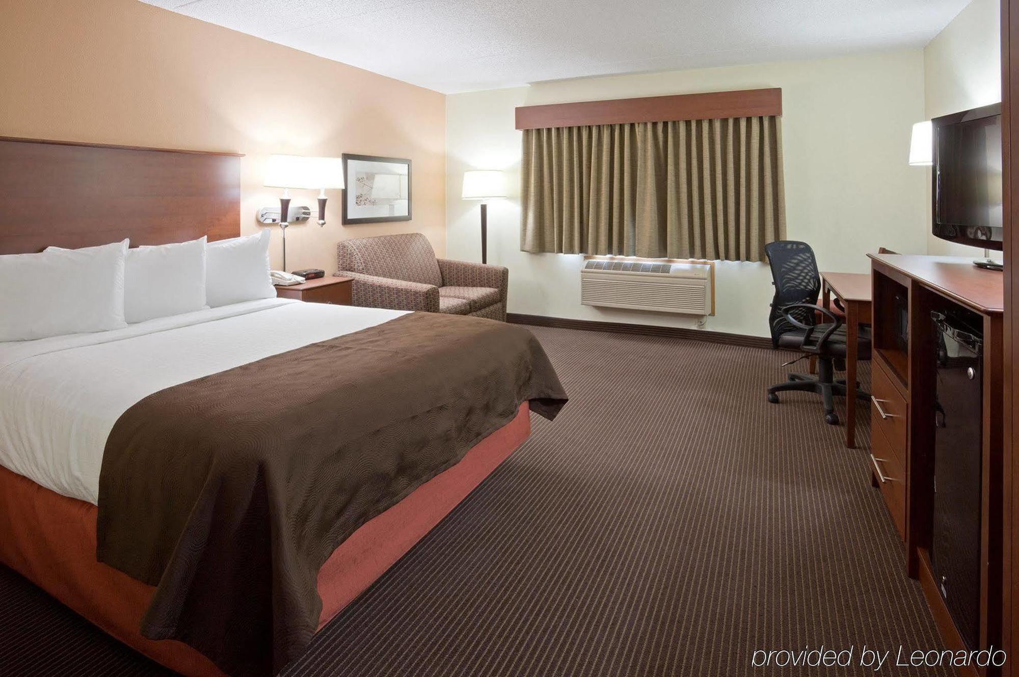 Americinn By Wyndham Bismarck Ngoại thất bức ảnh