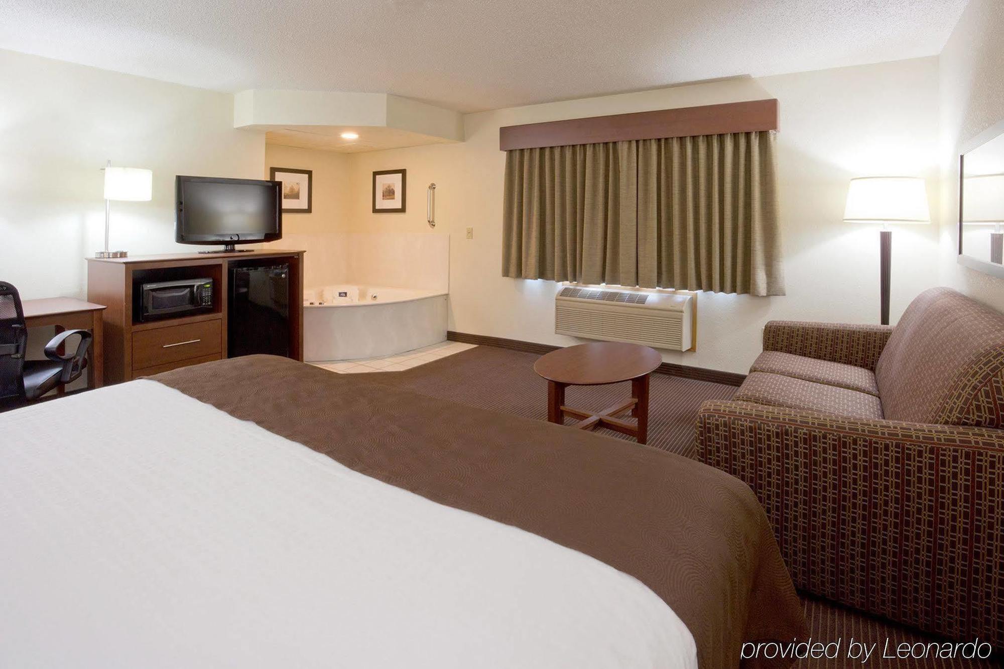 Americinn By Wyndham Bismarck Phòng bức ảnh